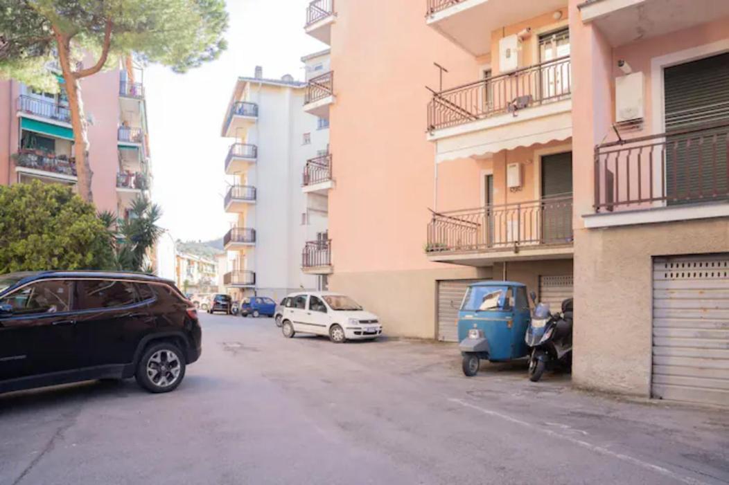 شقة 021 - Casa Ponente Con Terrazzo - Centro Citta, Carruggio E Mare Baia Del Silenzio A 500 M سيستري ليفانتي المظهر الخارجي الصورة